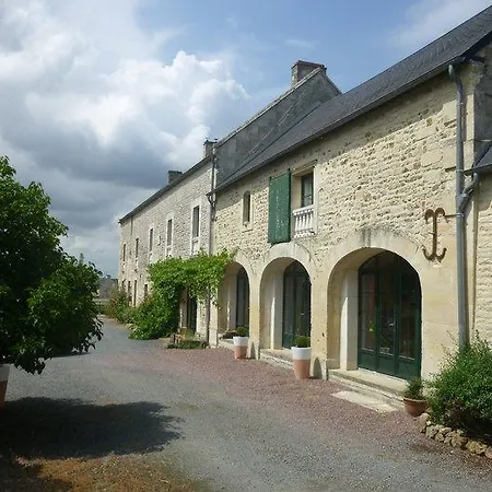 红魔3酒店 * Fresney-le-Vieux