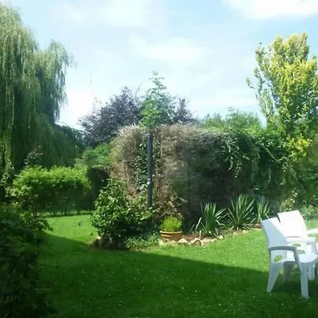 فندق مبيت وإفطار La Mare Aux 3 Diables *